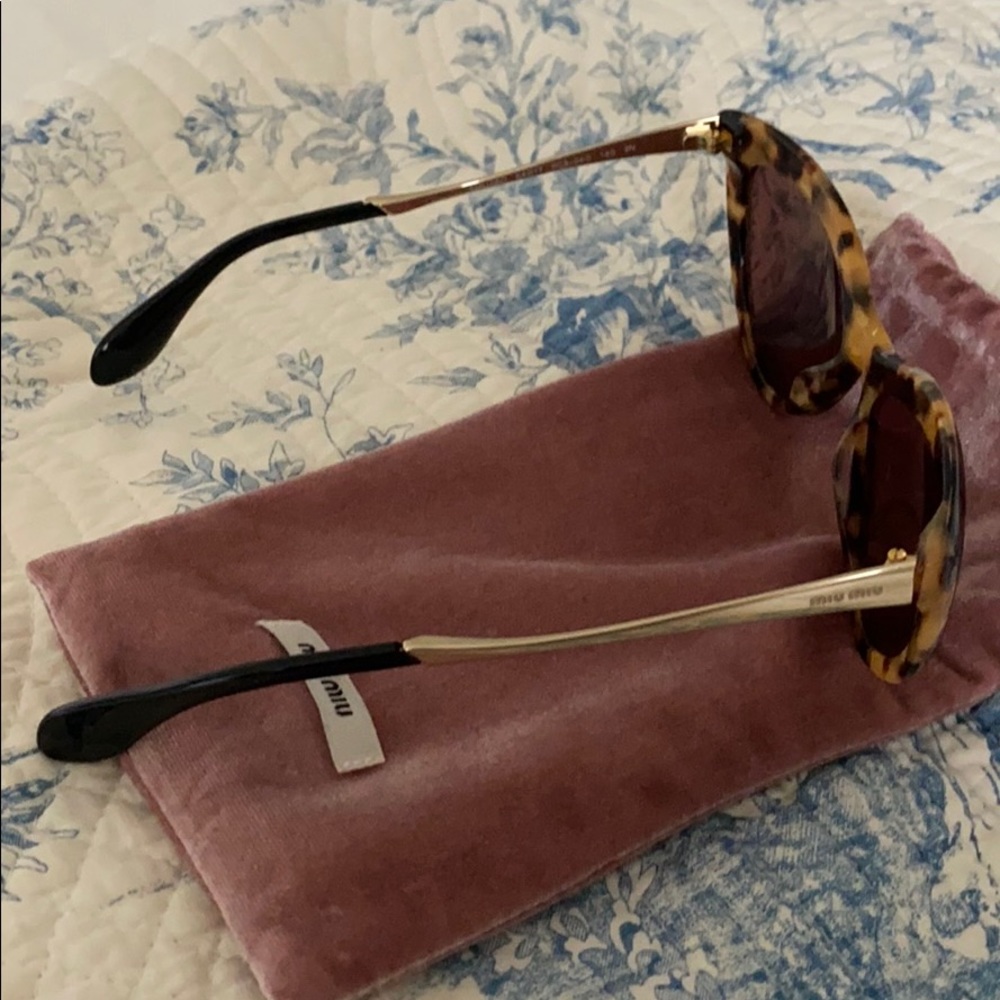 Miu Miu Tortoise Shell Authentic Sunglasses - Picture 9 of 14